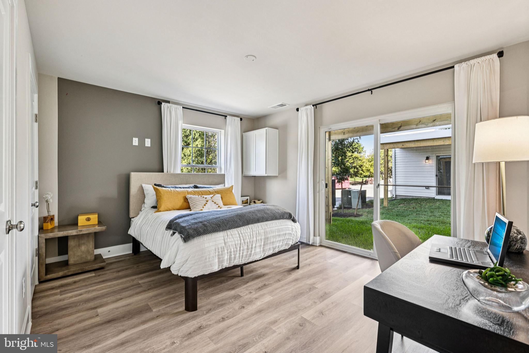 ABRAMS CROSSING - Residential