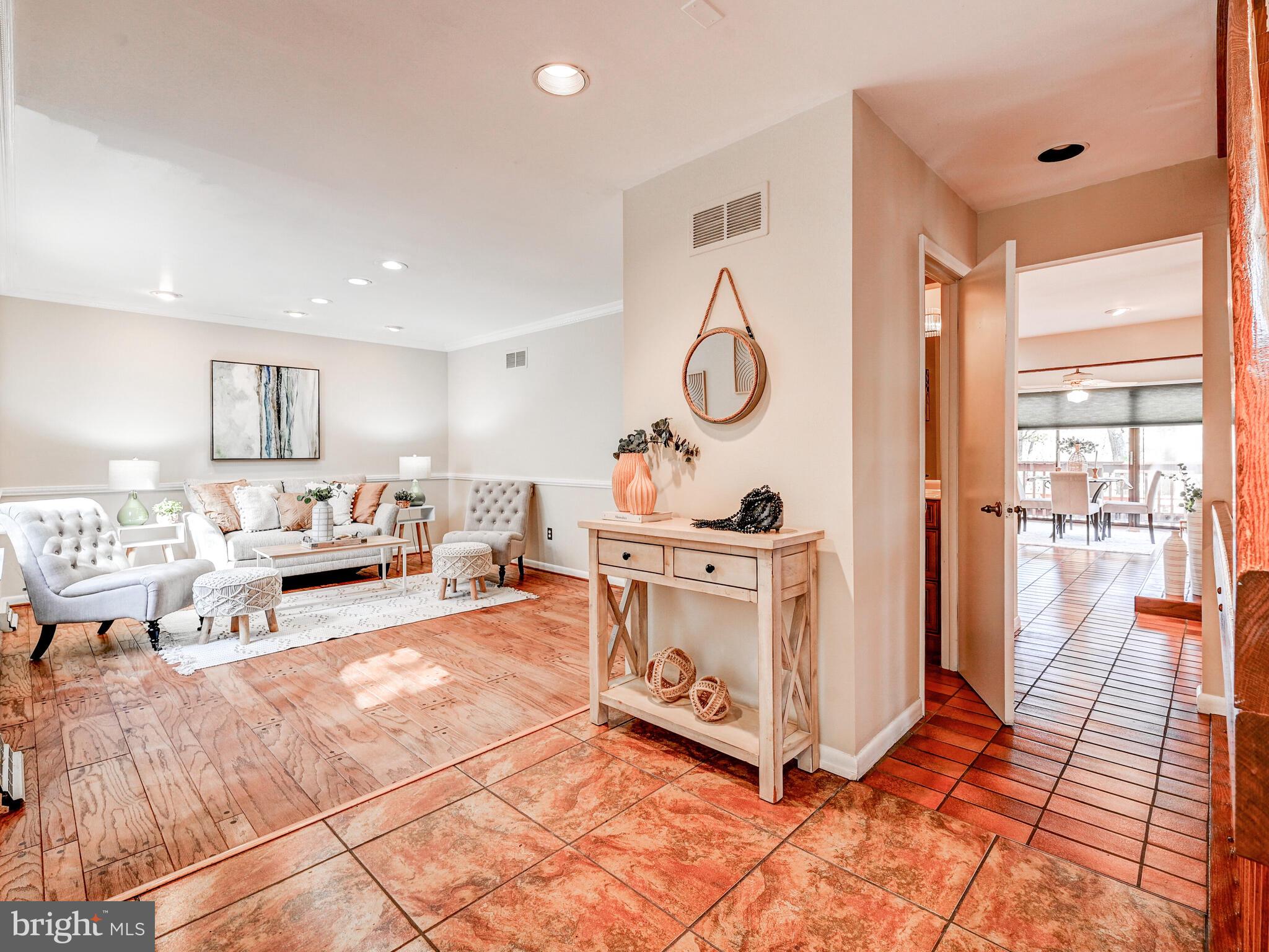 VALLEY HEIGHTS - Residential