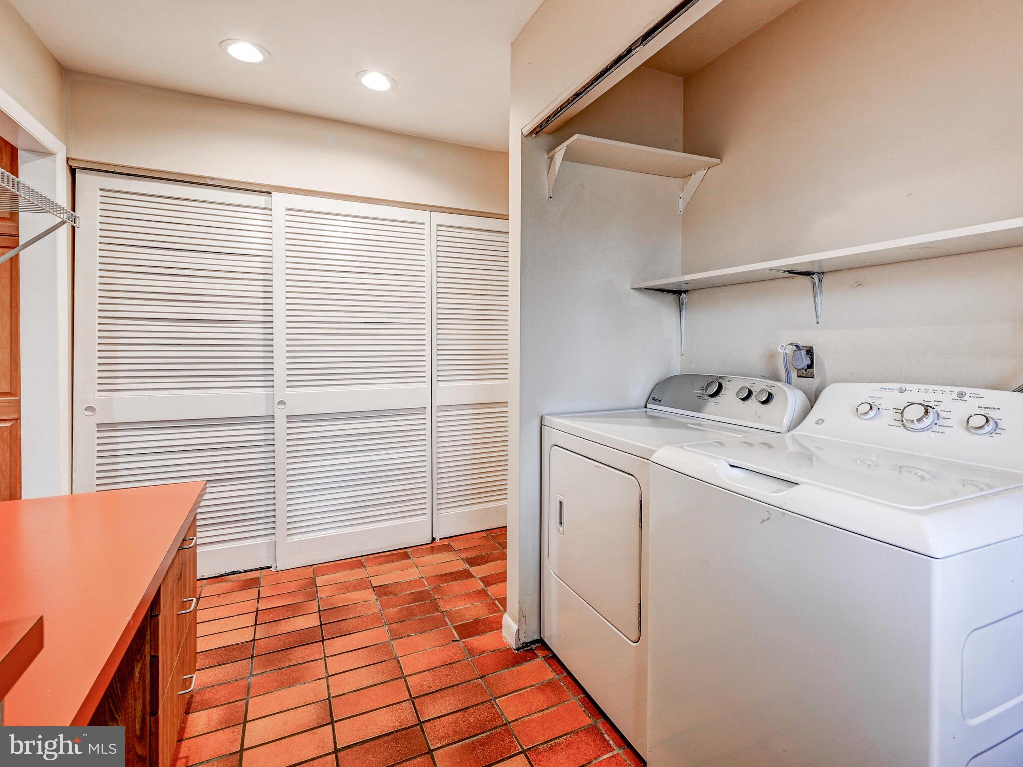 VALLEY HEIGHTS - Residential