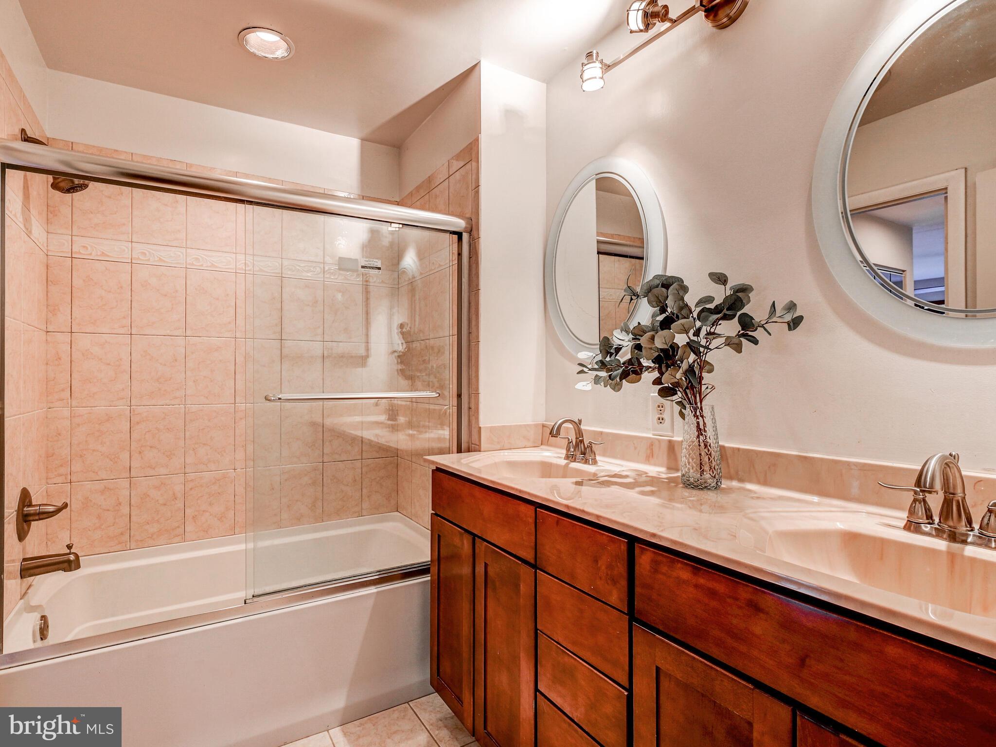 VALLEY HEIGHTS - Residential