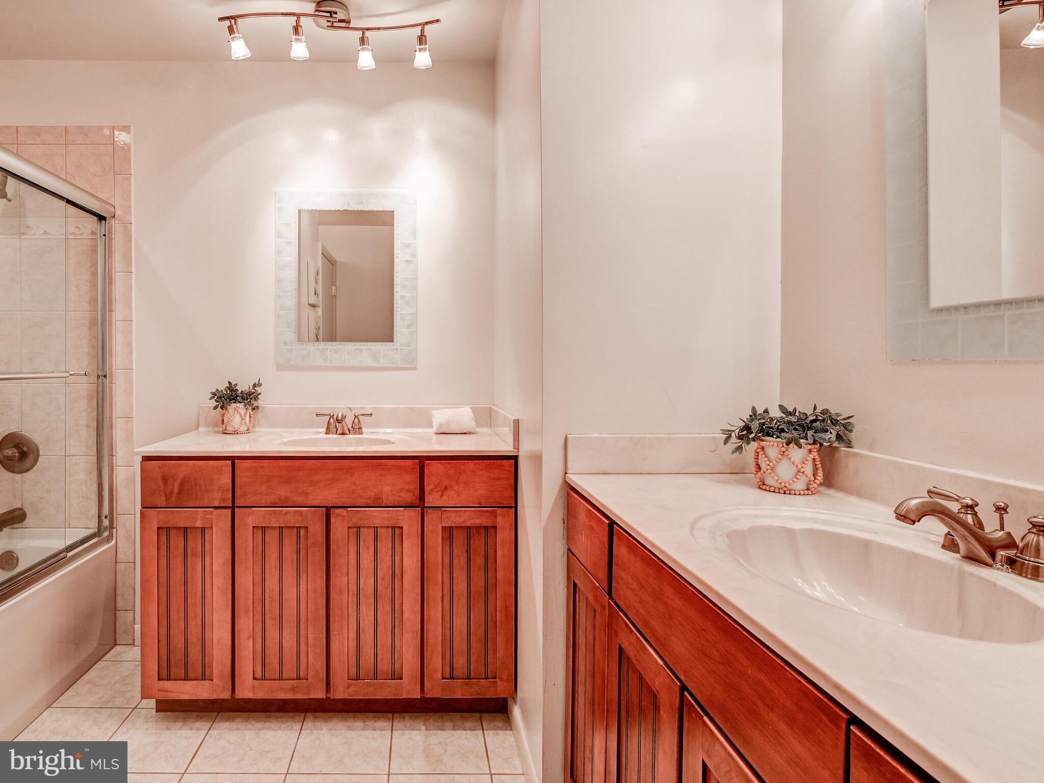 VALLEY HEIGHTS - Residential