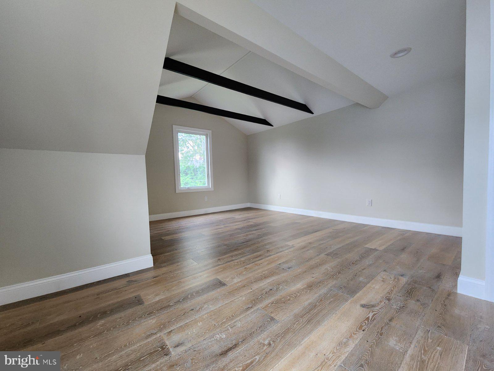 WHITEWOOD - Residential Lease