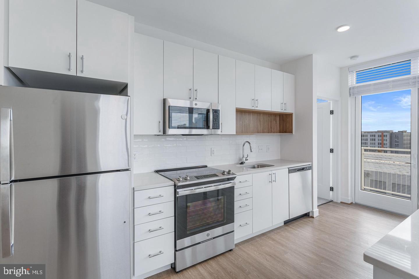 OLD TOWN NORTH - Residential Lease