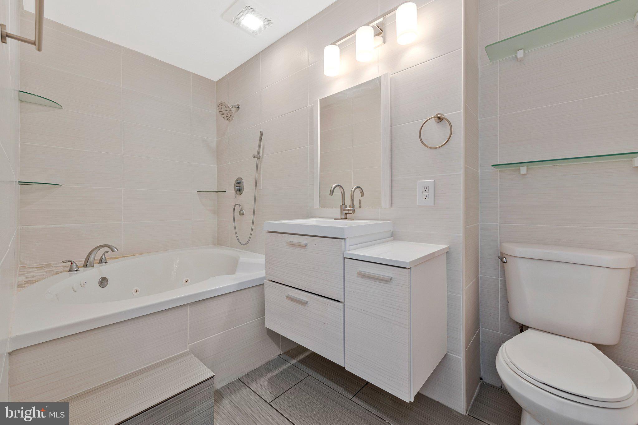 HAMLET WOODS II - Residential