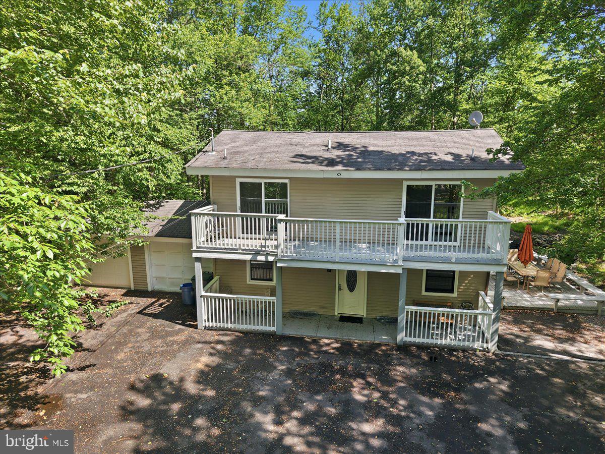 4172 BROOK COURT