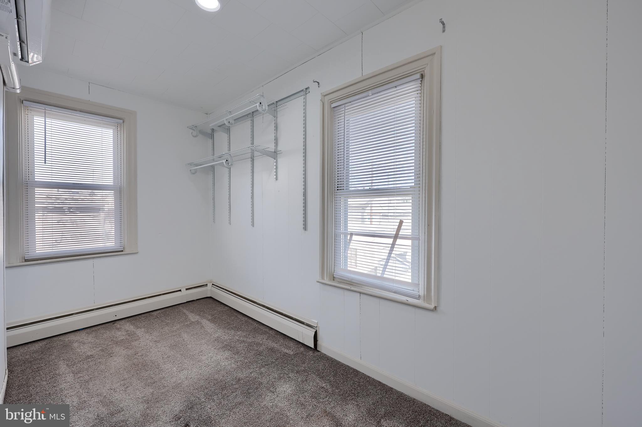 LEBANON CITY - Residential