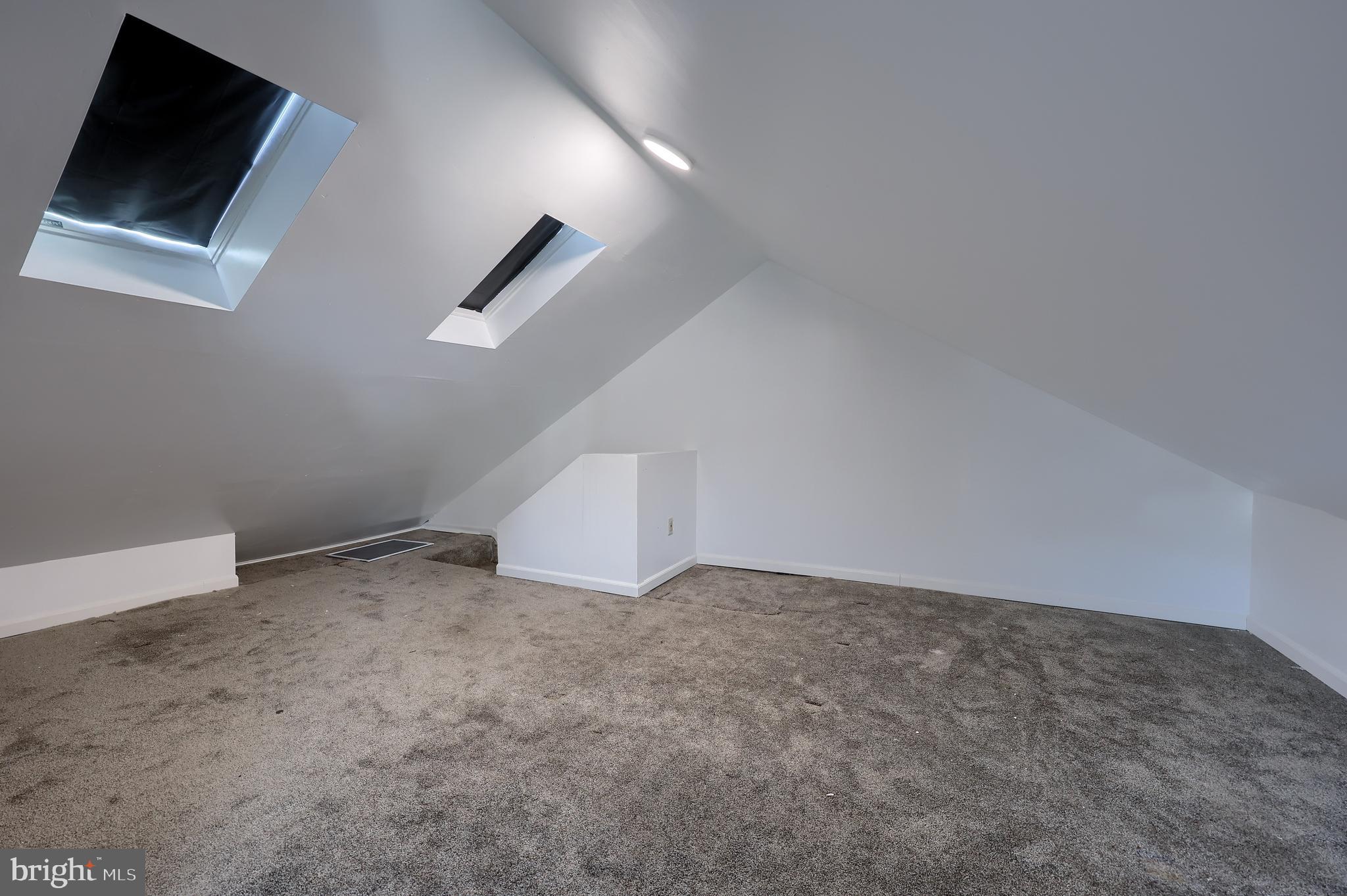 LEBANON CITY - Residential