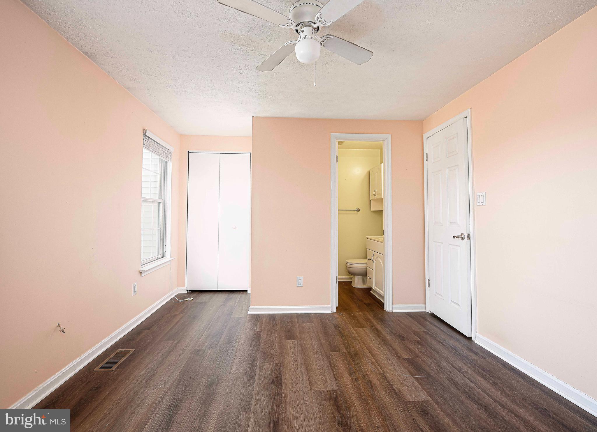 LAUREL VALLEY - Residential