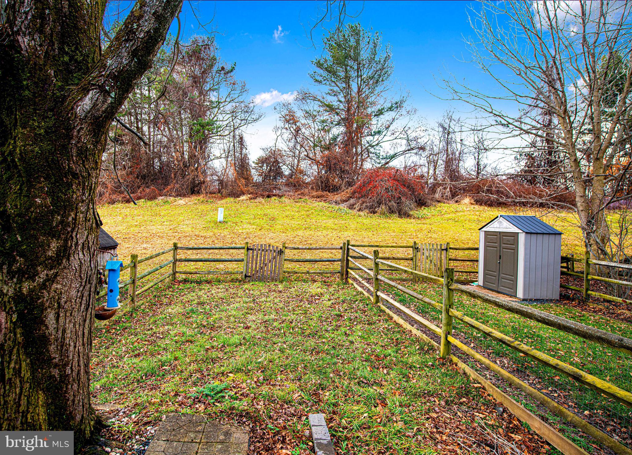 LAUREL VALLEY - Residential