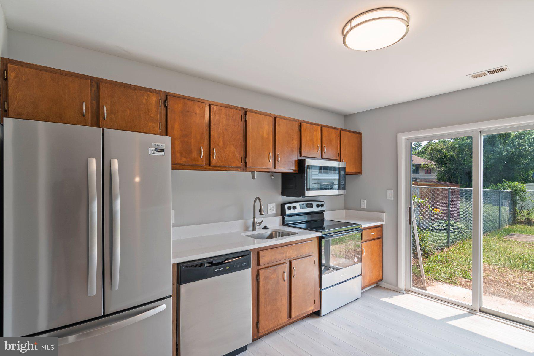 DEERFIELD - Residential