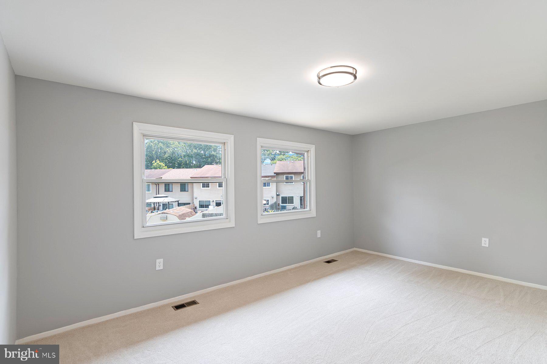 DEERFIELD - Residential