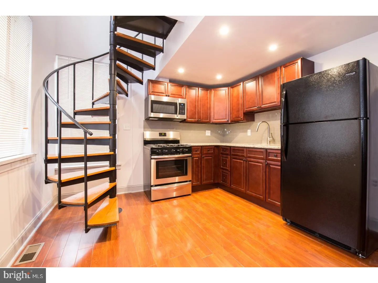 Philadelphia, Pennsylvania 19130, United States, 1 Bedroom Bedrooms, ,1 BathroomBathrooms,Residential,Active,198255