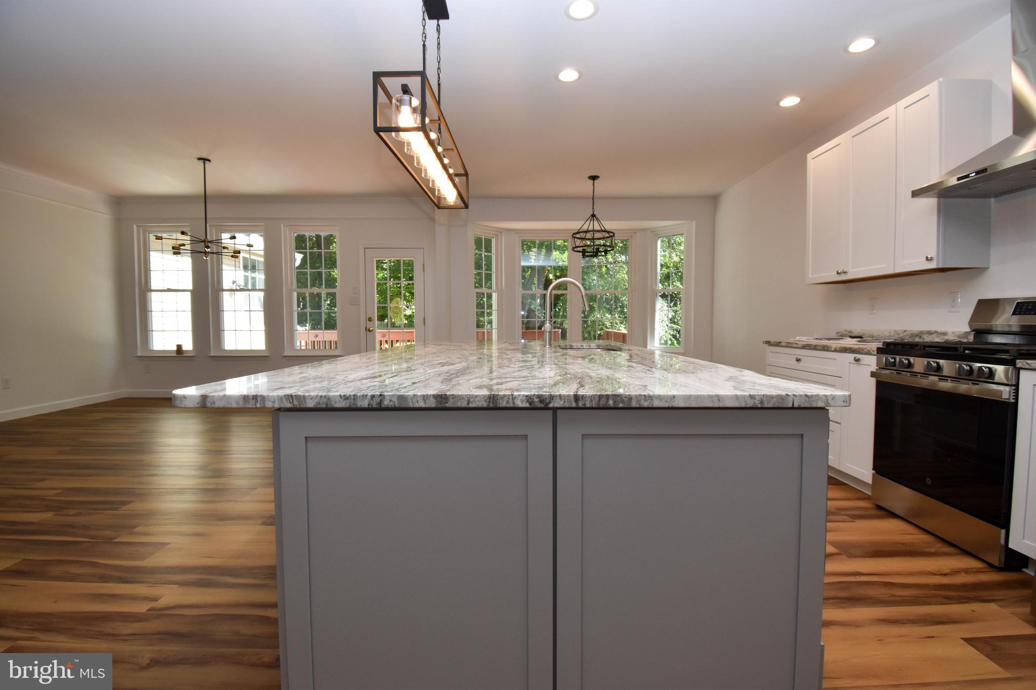 BAY RIDGE WOODS - Residential