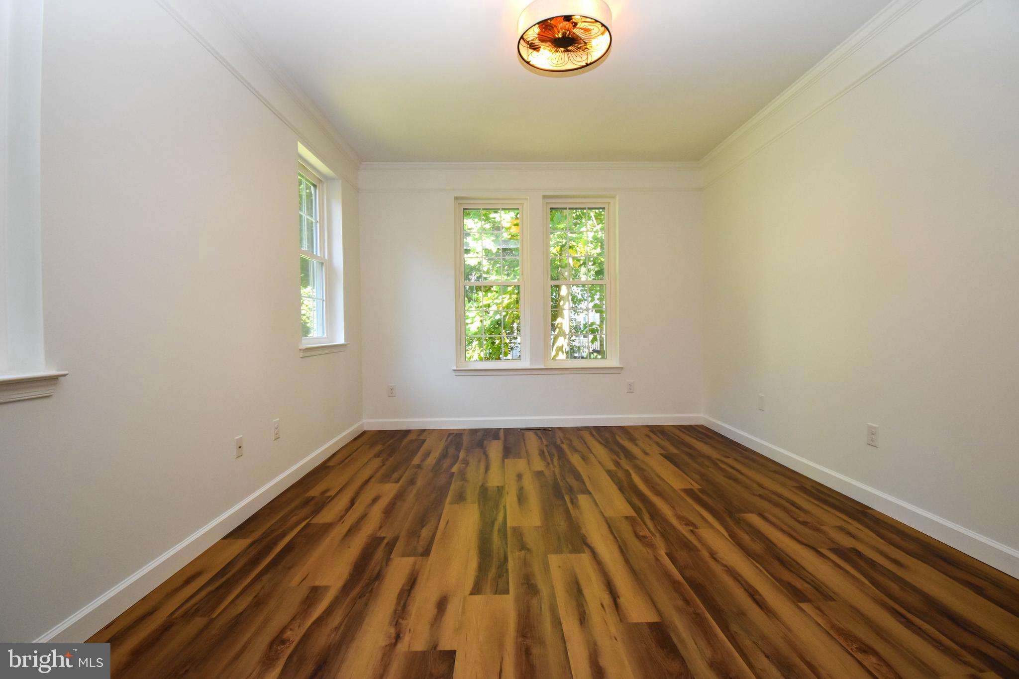 BAY RIDGE WOODS - Residential