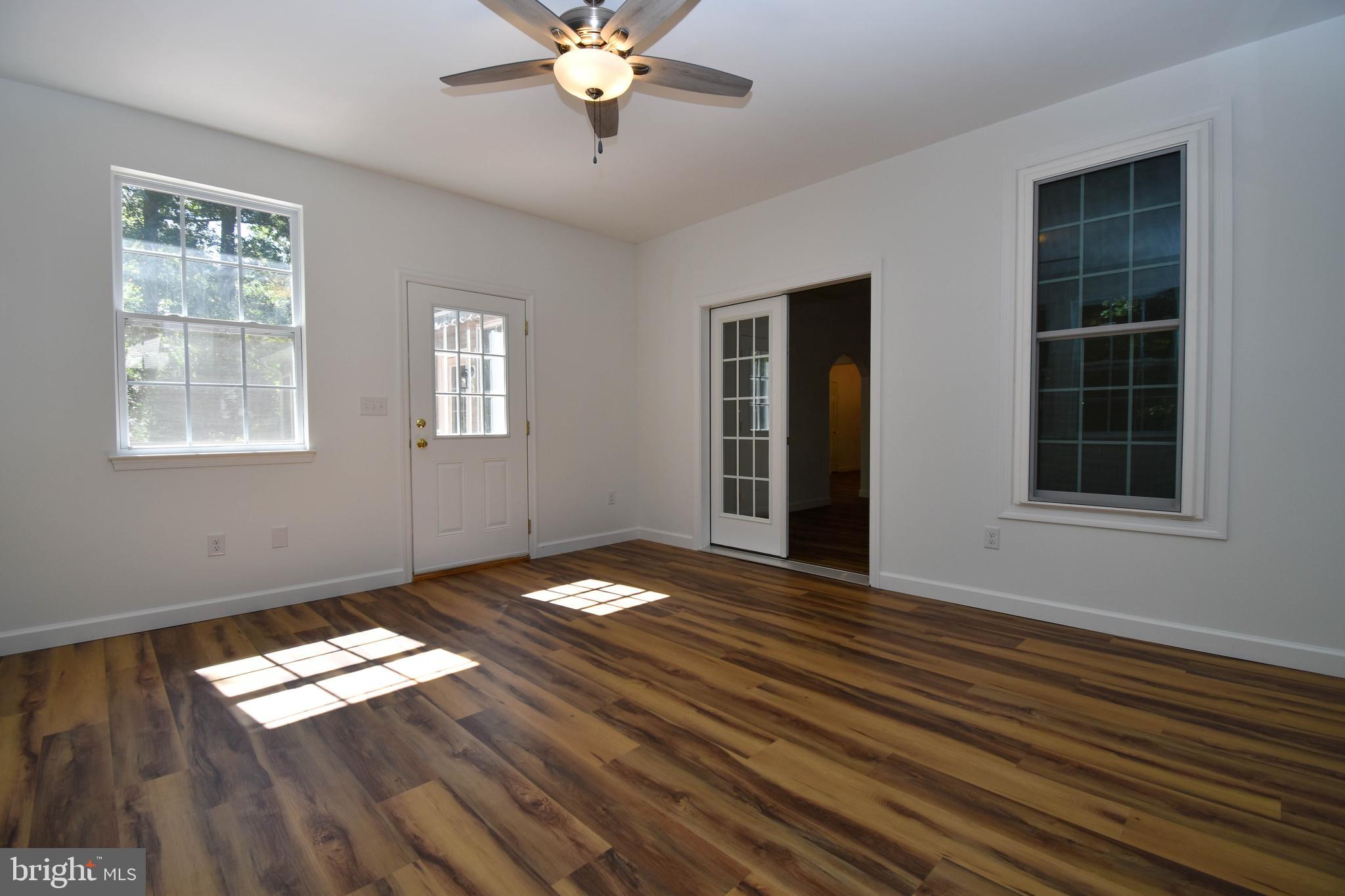 BAY RIDGE WOODS - Residential