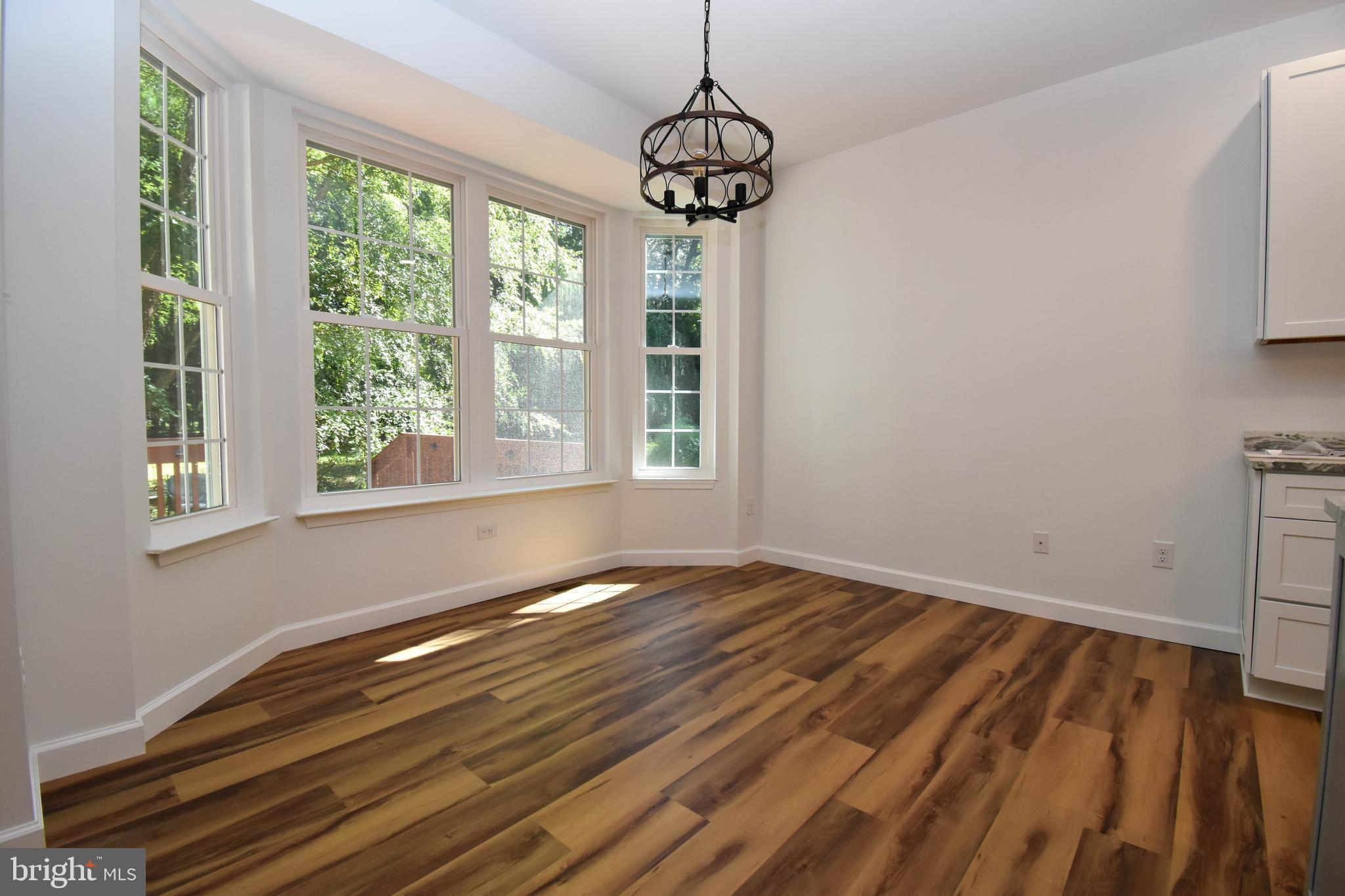 BAY RIDGE WOODS - Residential