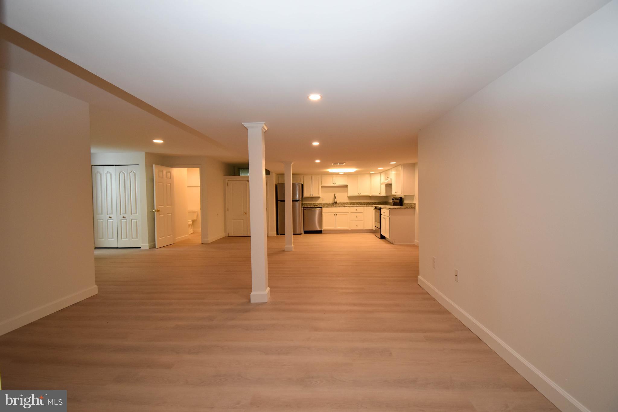 BAY RIDGE WOODS - Residential