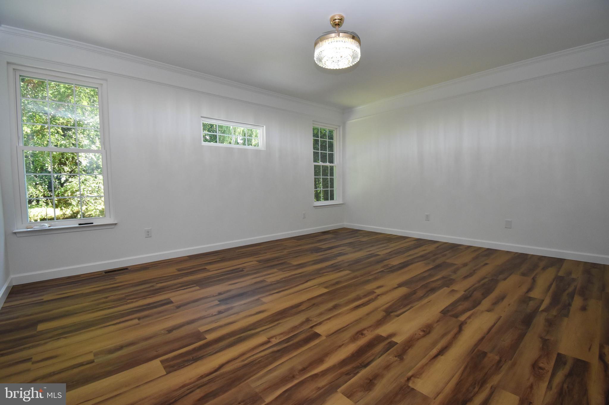 BAY RIDGE WOODS - Residential