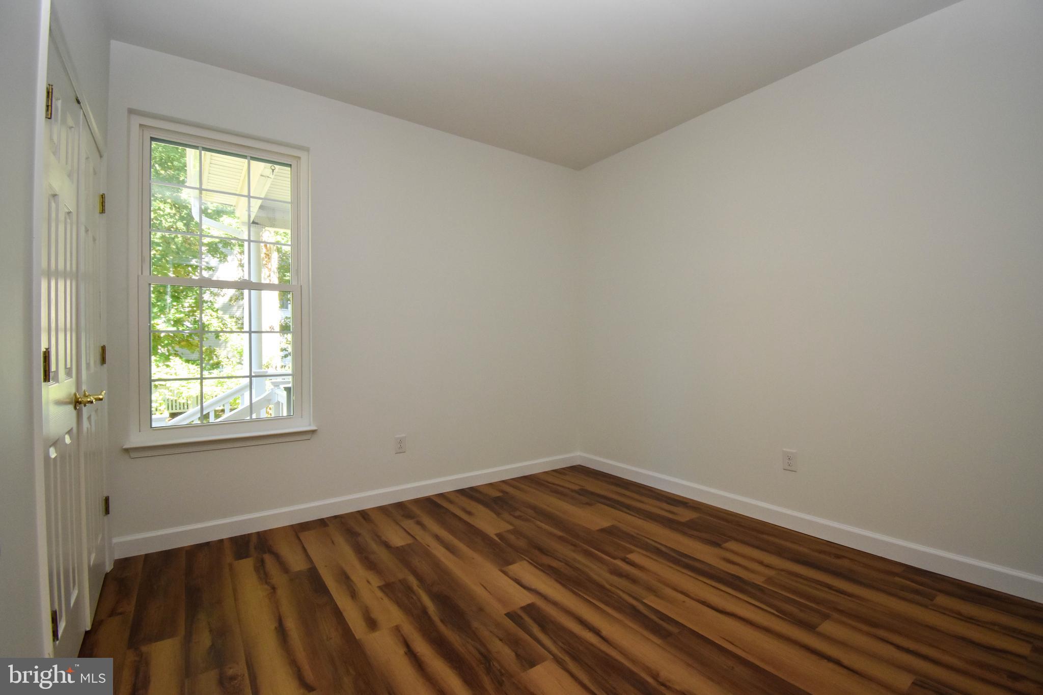 BAY RIDGE WOODS - Residential