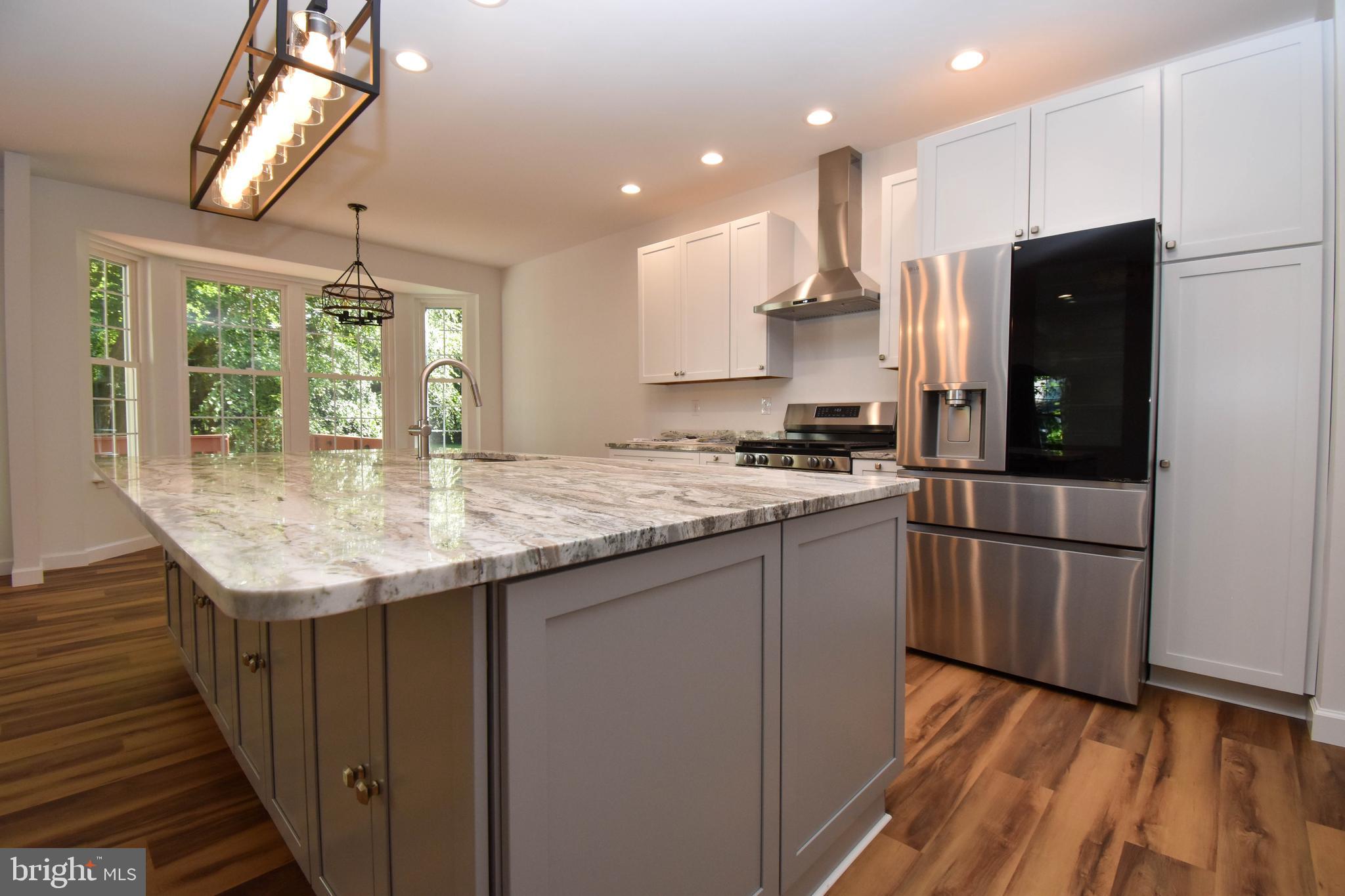 BAY RIDGE WOODS - Residential