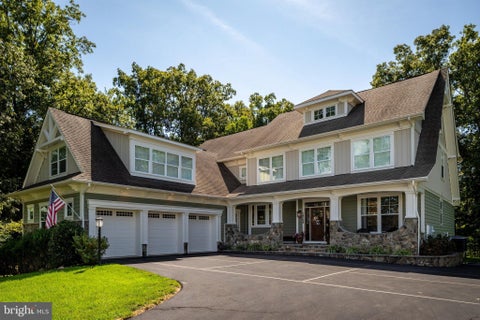 Photo of 14508 Moss Ledge Court, GAINESVILLE, VA 20155 (MLS # VAPW2130586)