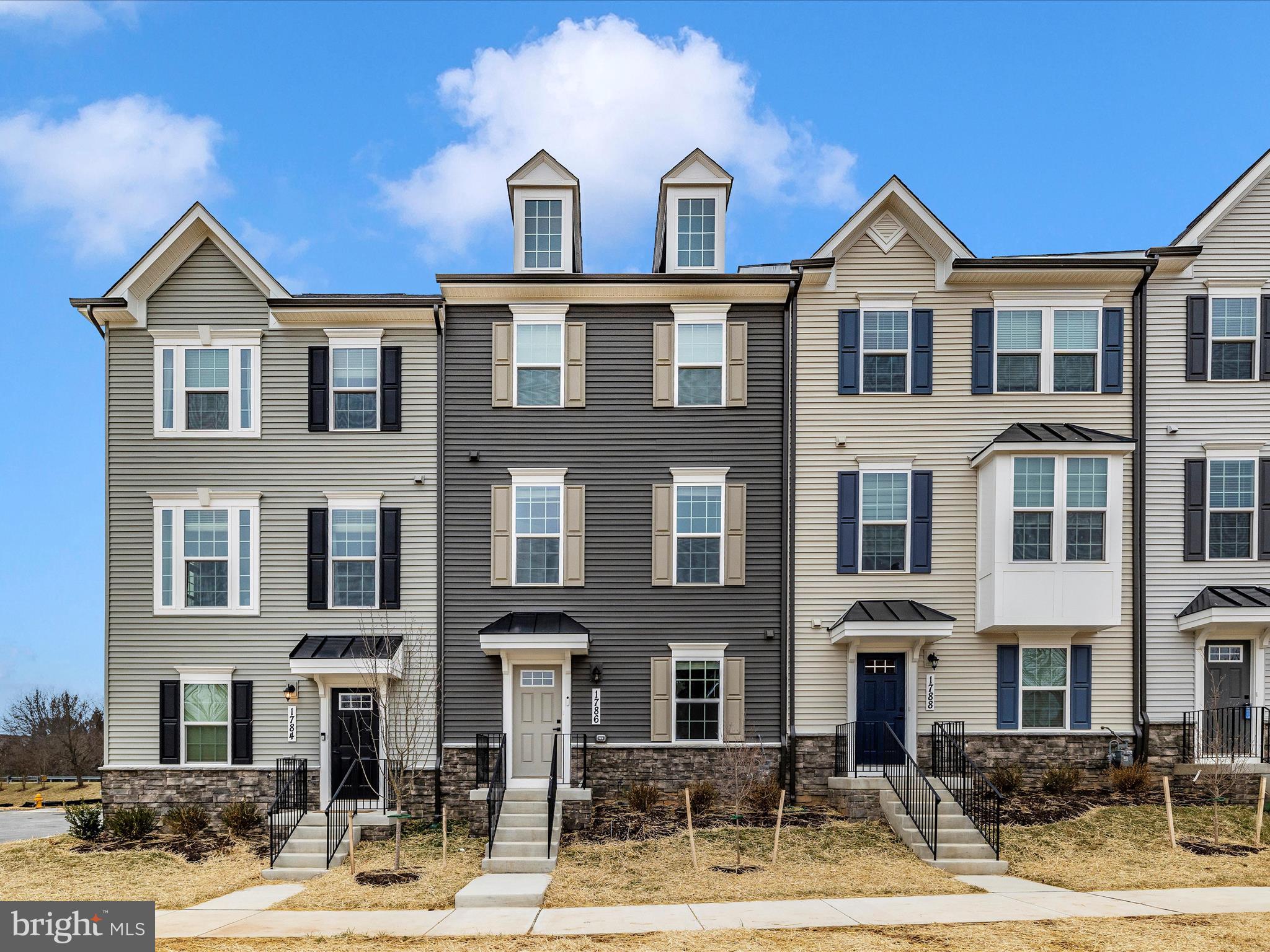 BELLE AIR TOWNHOMES - Residential