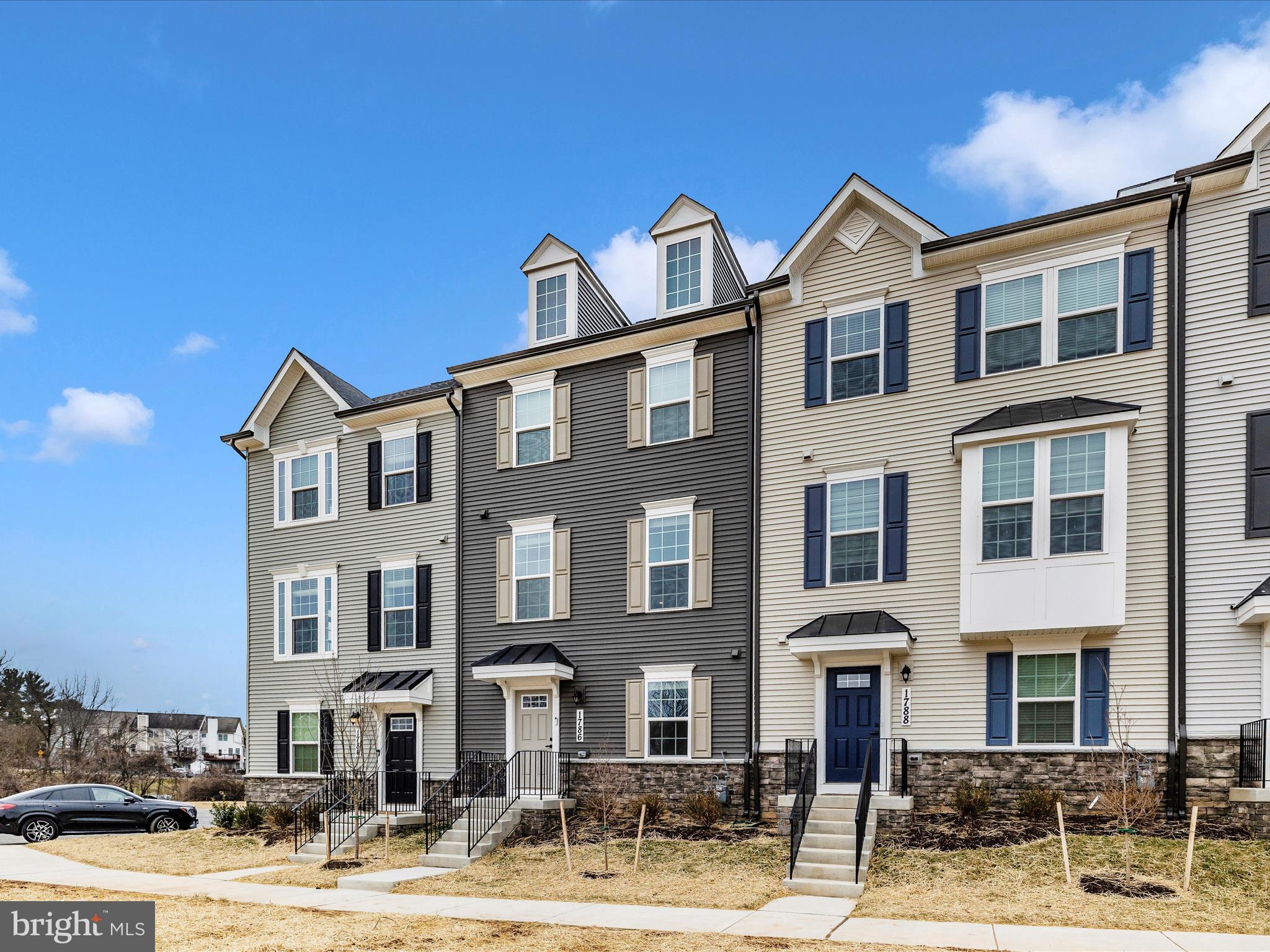 BELLE AIR TOWNHOMES - Residential