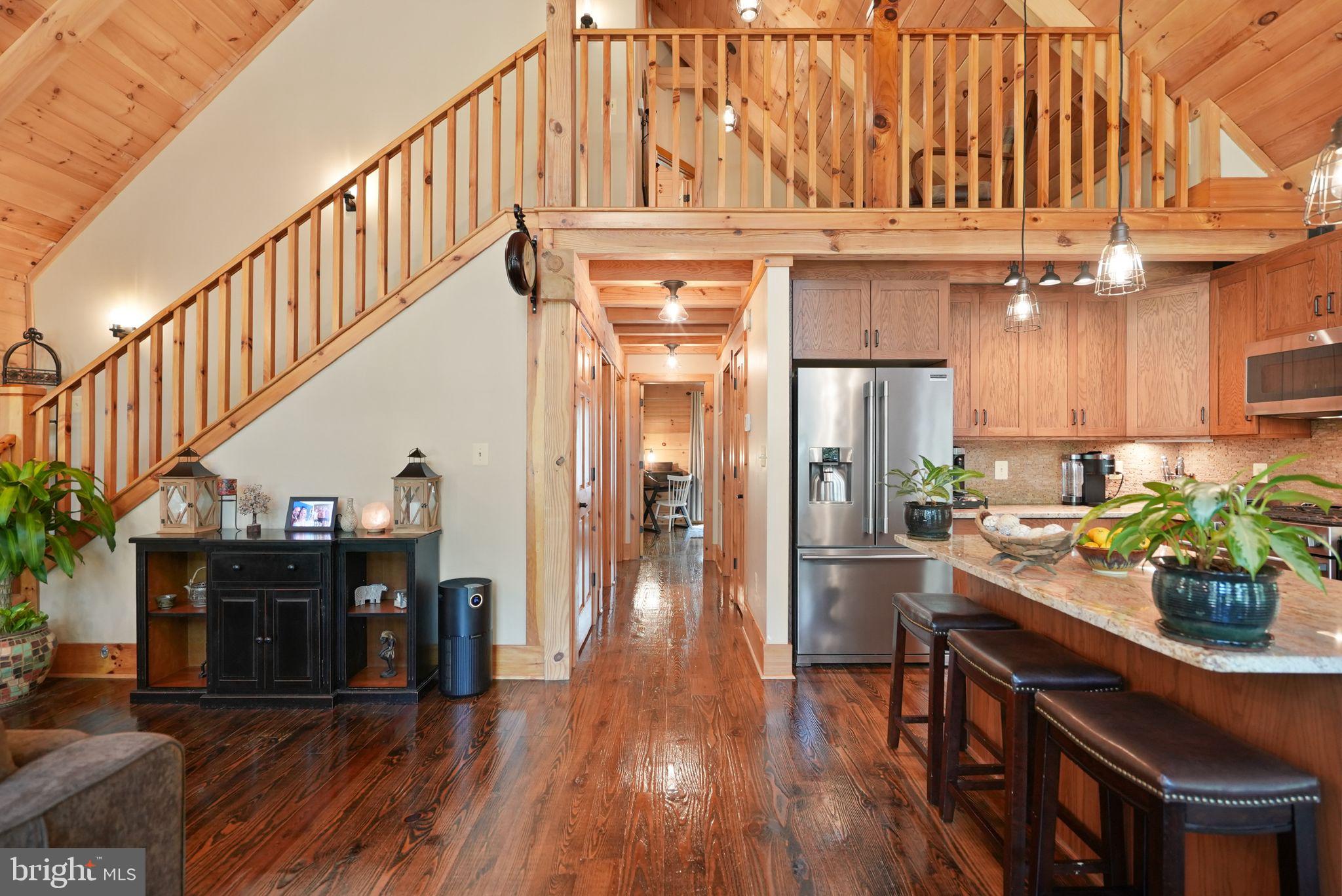 MOUNT PLEASANT EST - Residential