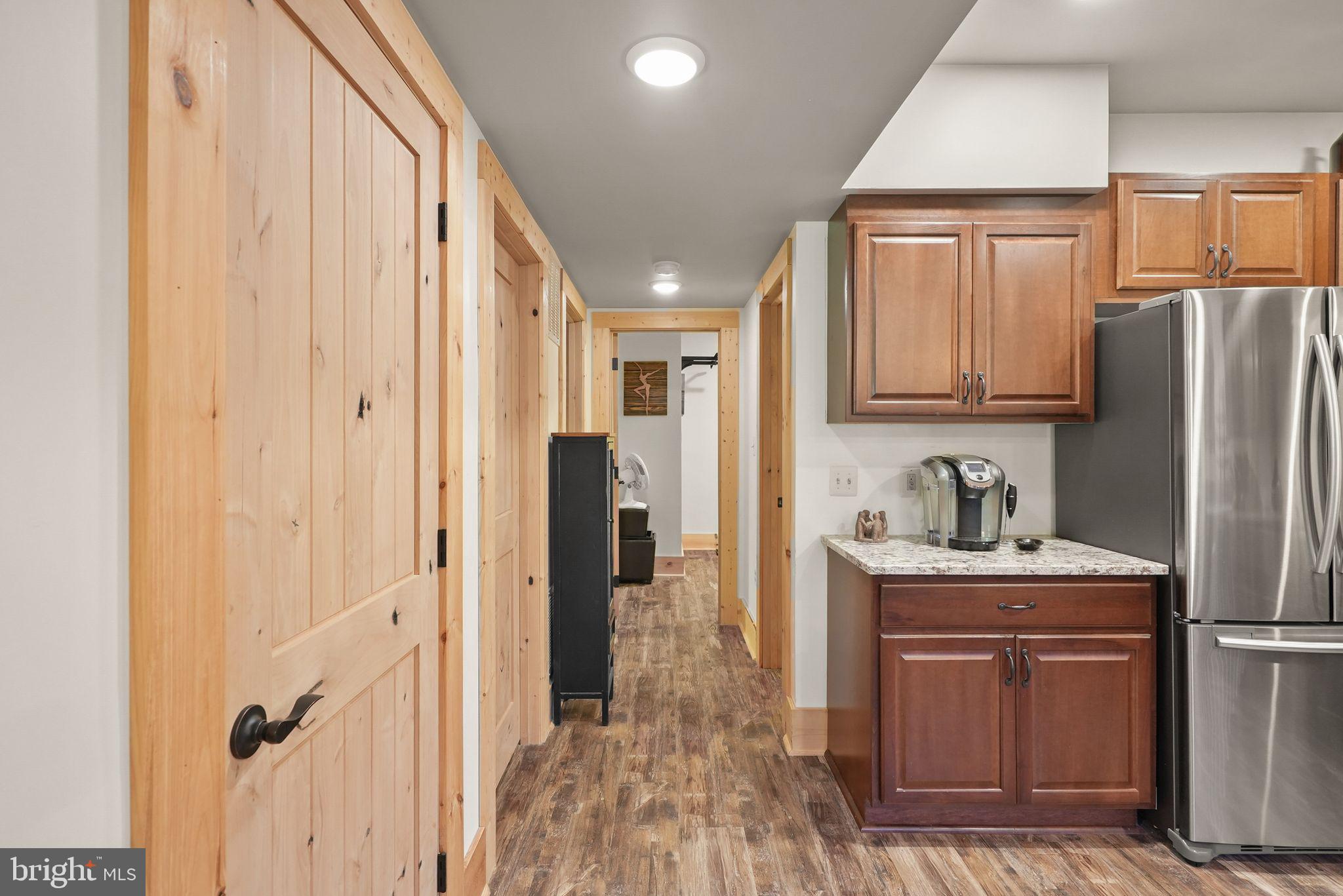 MOUNT PLEASANT EST - Residential