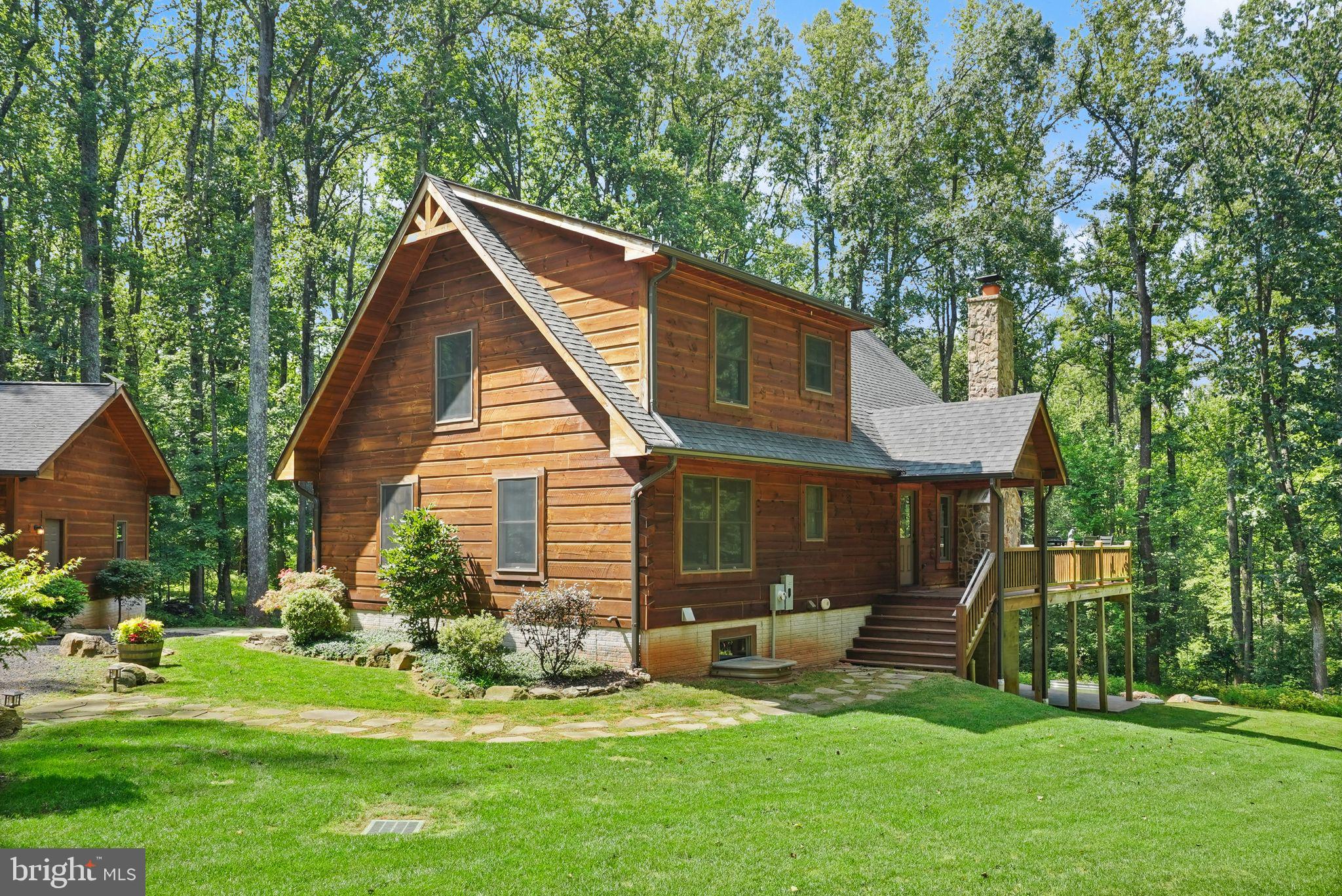 MOUNT PLEASANT EST - Residential