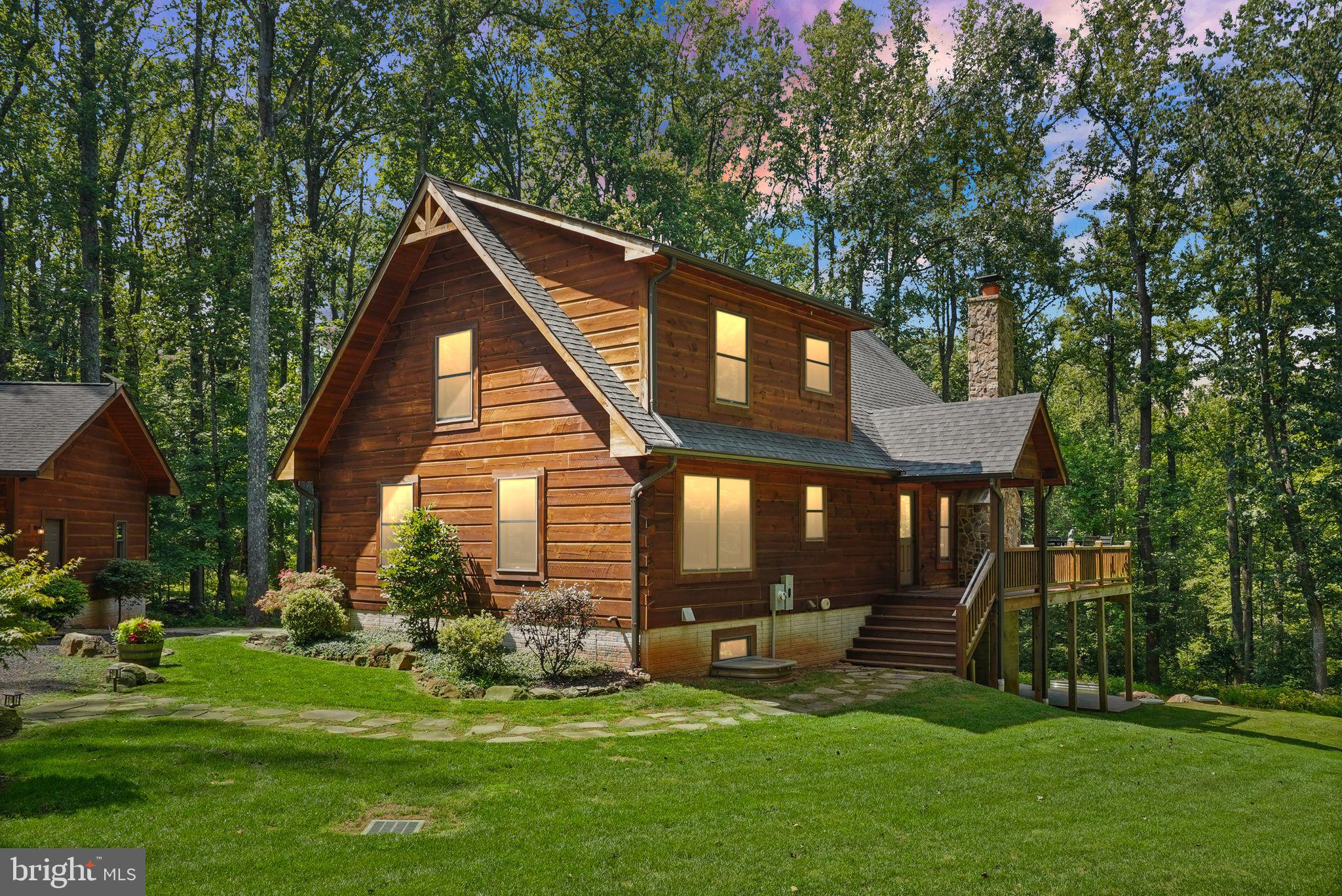 MOUNT PLEASANT EST - Residential