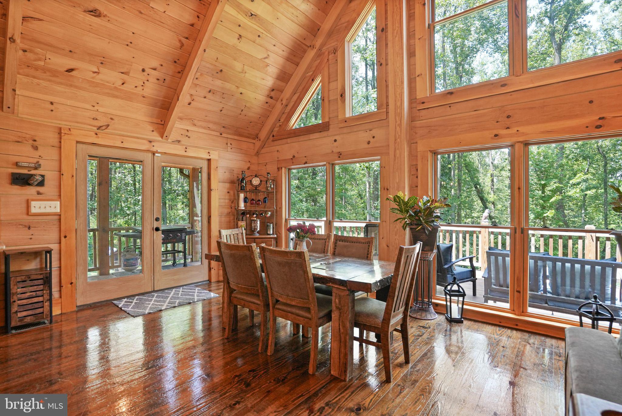 MOUNT PLEASANT EST - Residential