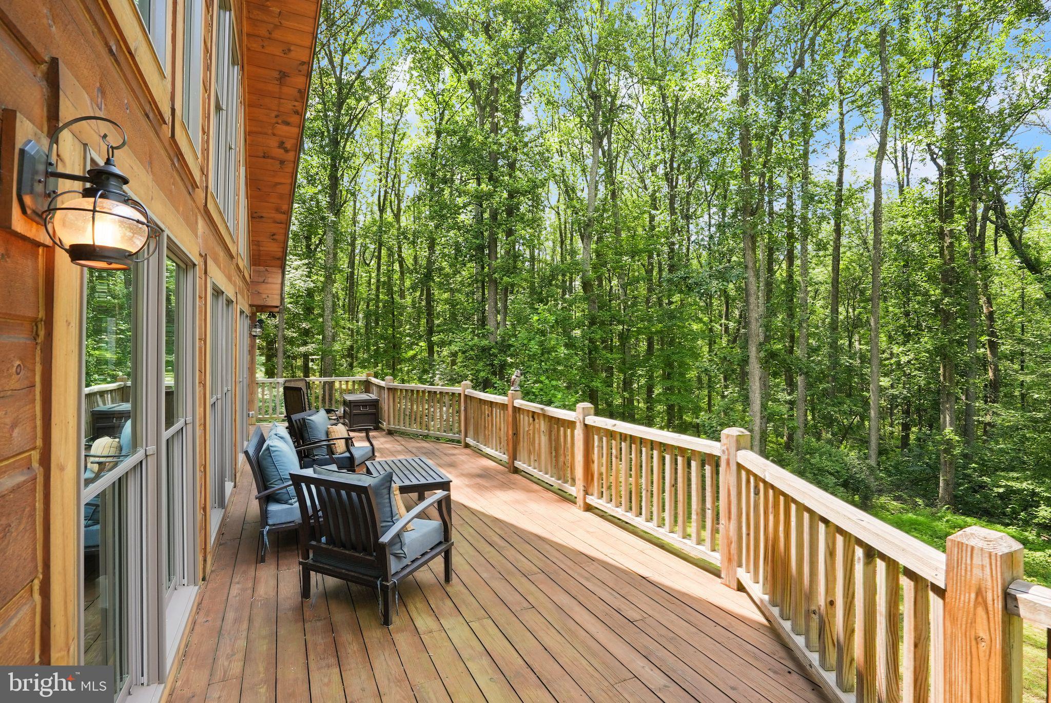 MOUNT PLEASANT EST - Residential