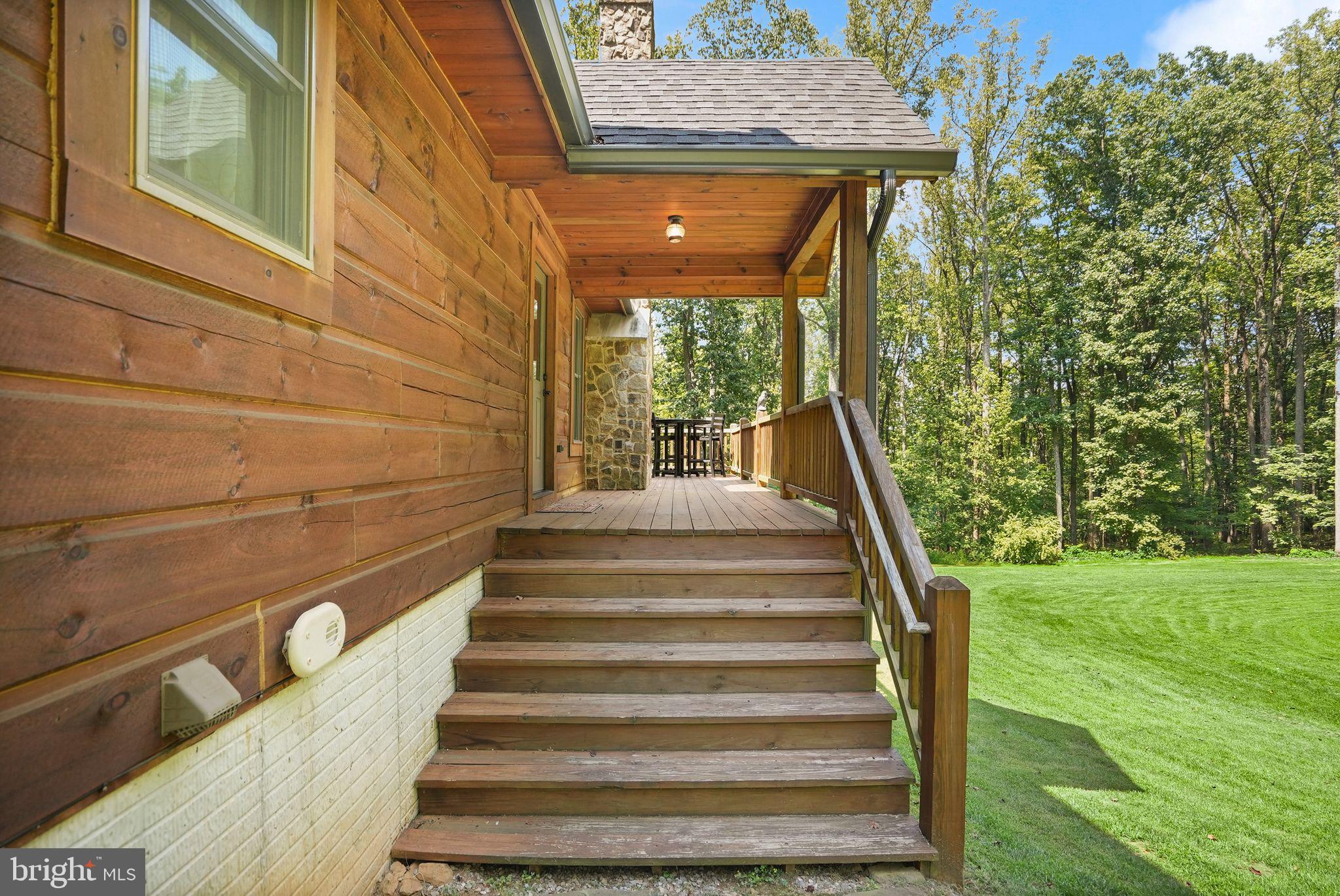 MOUNT PLEASANT EST - Residential