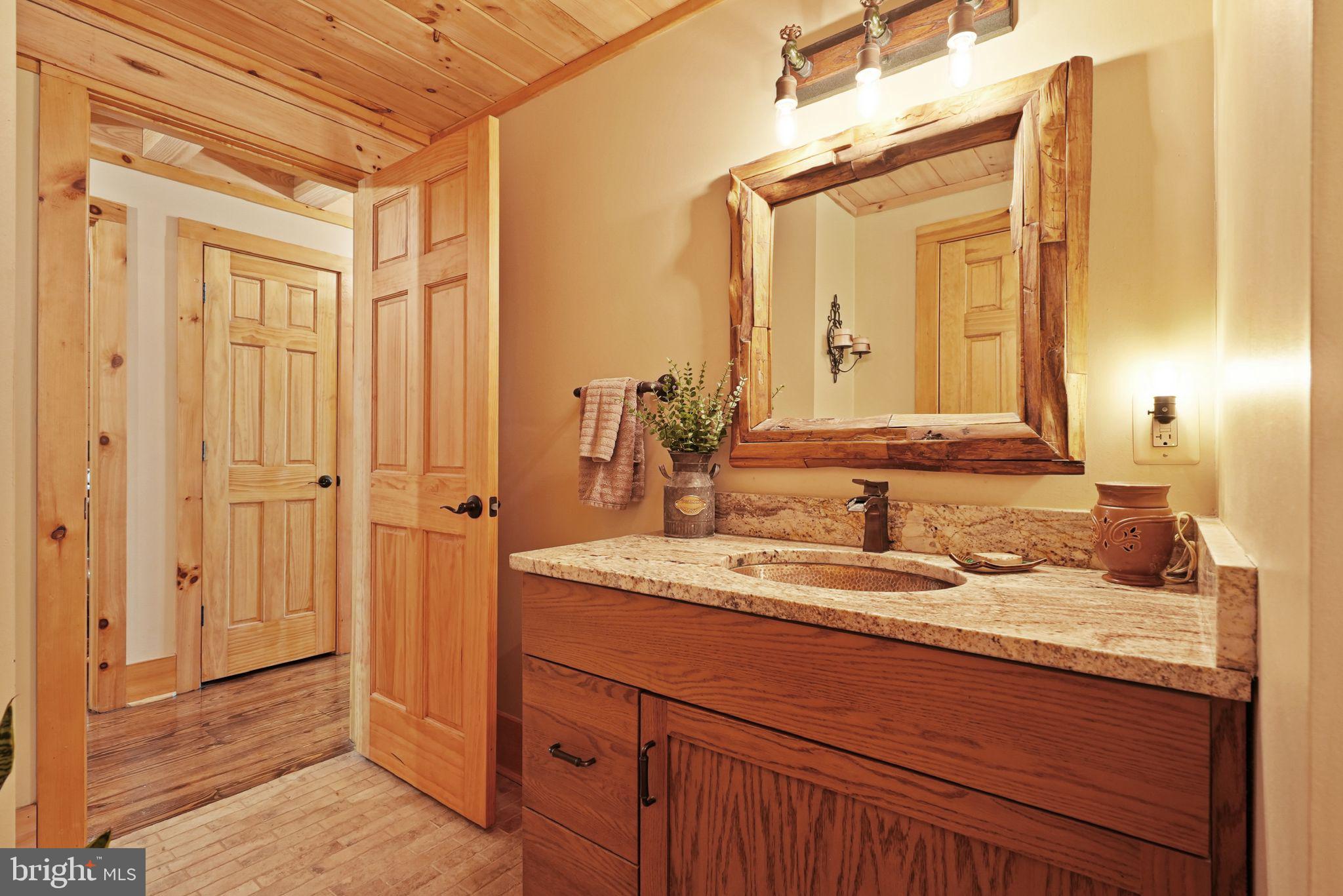 MOUNT PLEASANT EST - Residential