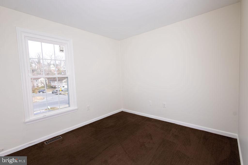 WOODLAWN HEIGHTS - Residential Lease