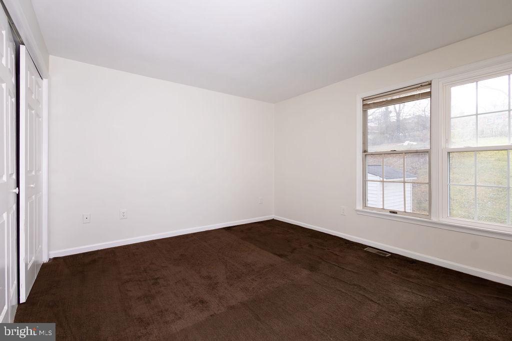 WOODLAWN HEIGHTS - Residential Lease