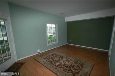 RIVA TRACE - Residential Lease