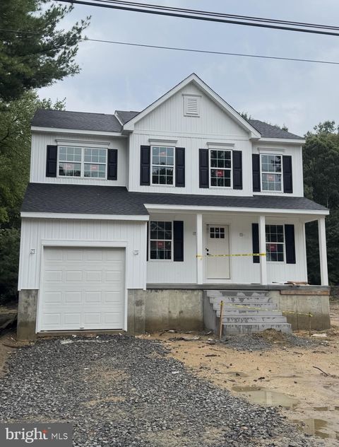 Photo of 116 Isabella Drive, GLASSBORO, NJ 08028 (MLS # NJGL2068026)