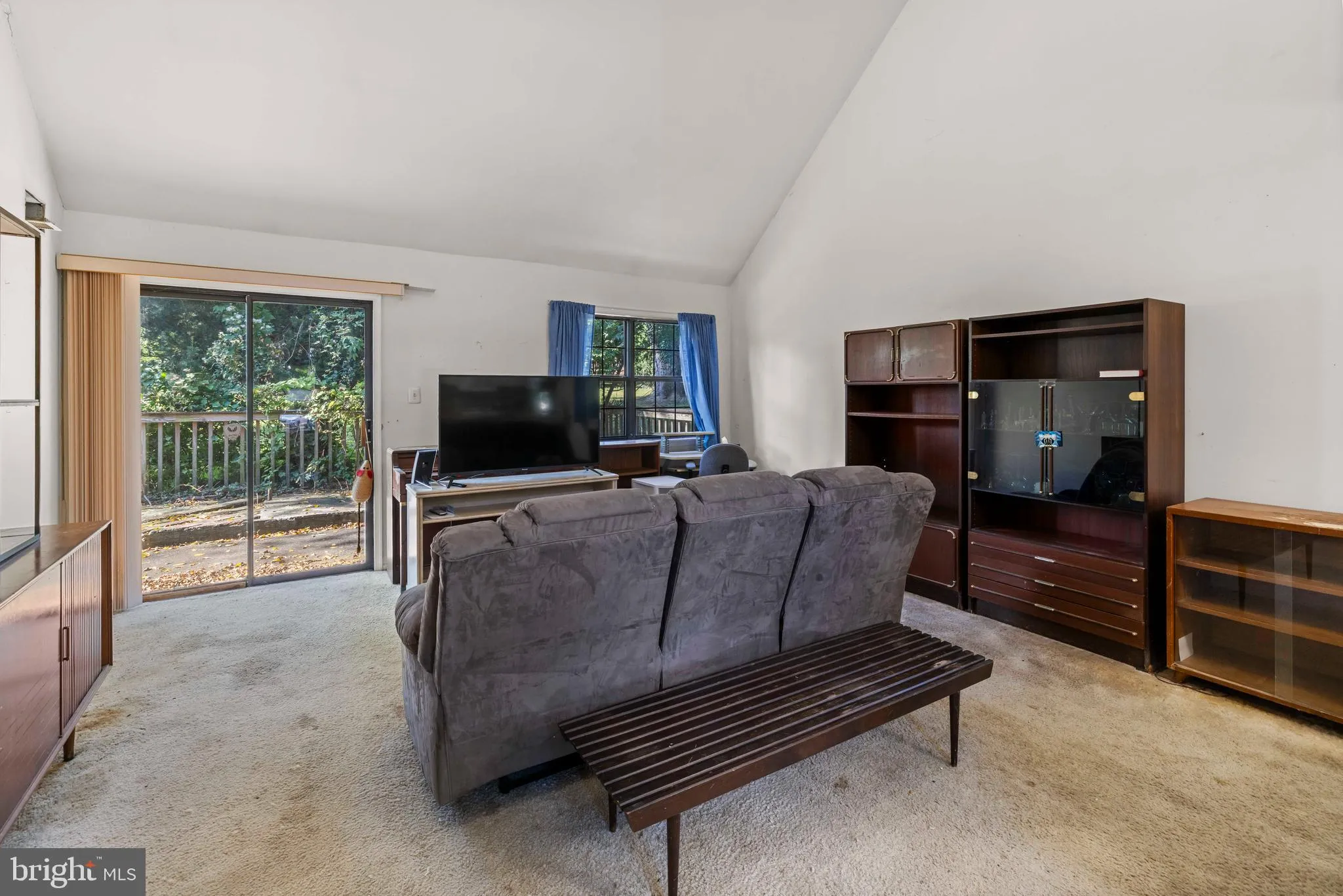 Elkins Park, Pennsylvania 19027, United States, 3 Bedrooms Bedrooms, ,2 BathroomsBathrooms,Residential,Active,228185