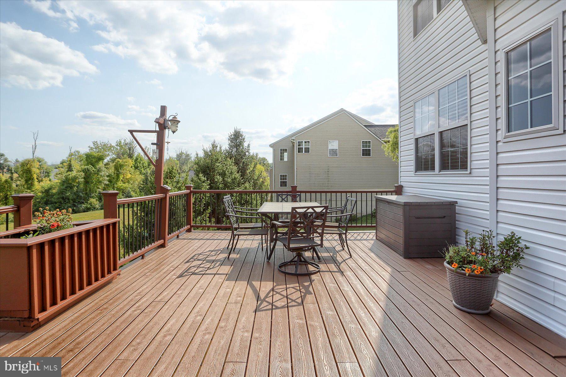 STONEBRIDGE CROSSING - Residential