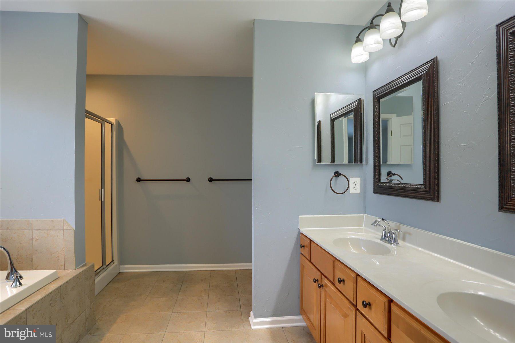 STONEBRIDGE CROSSING - Residential