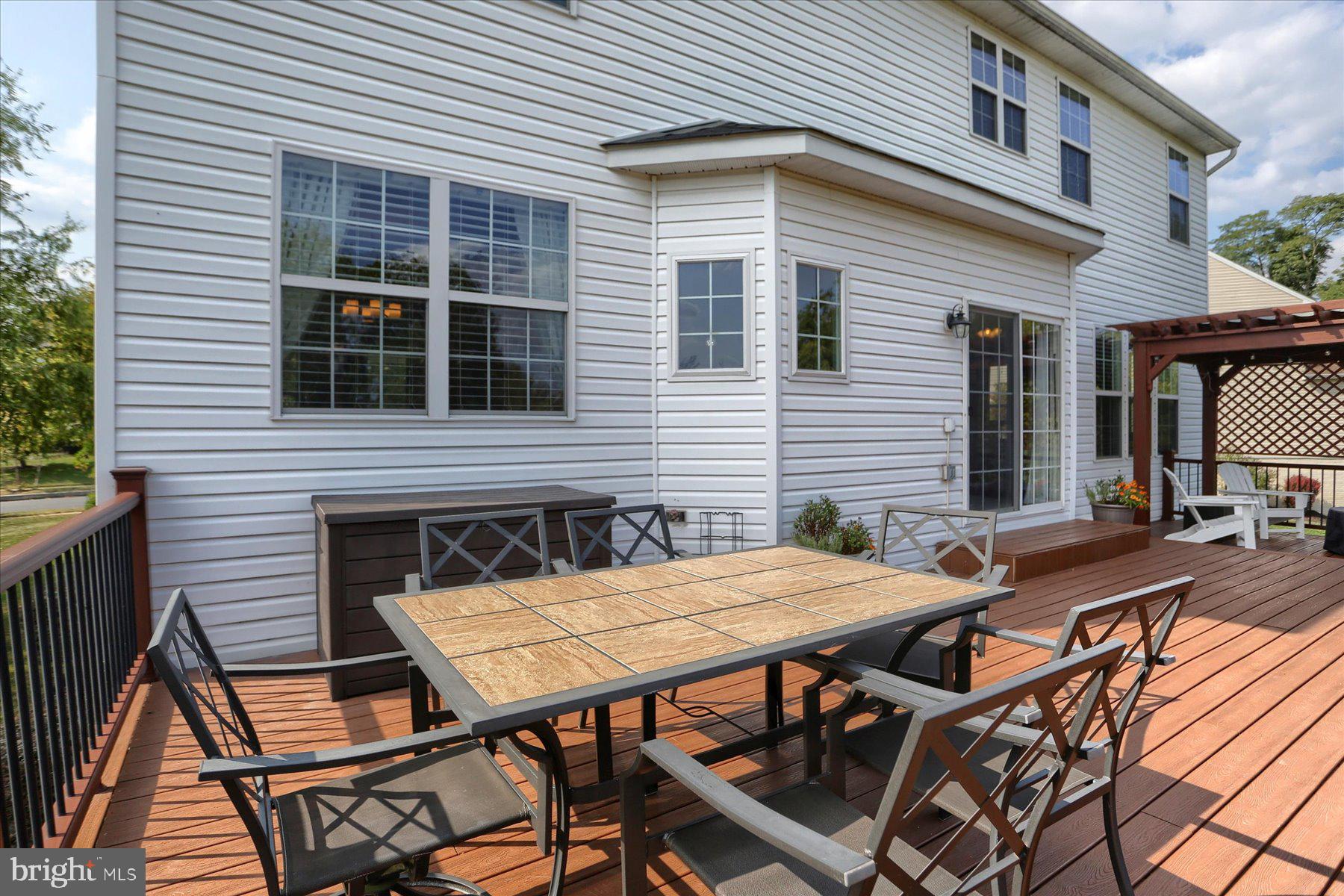 STONEBRIDGE CROSSING - Residential