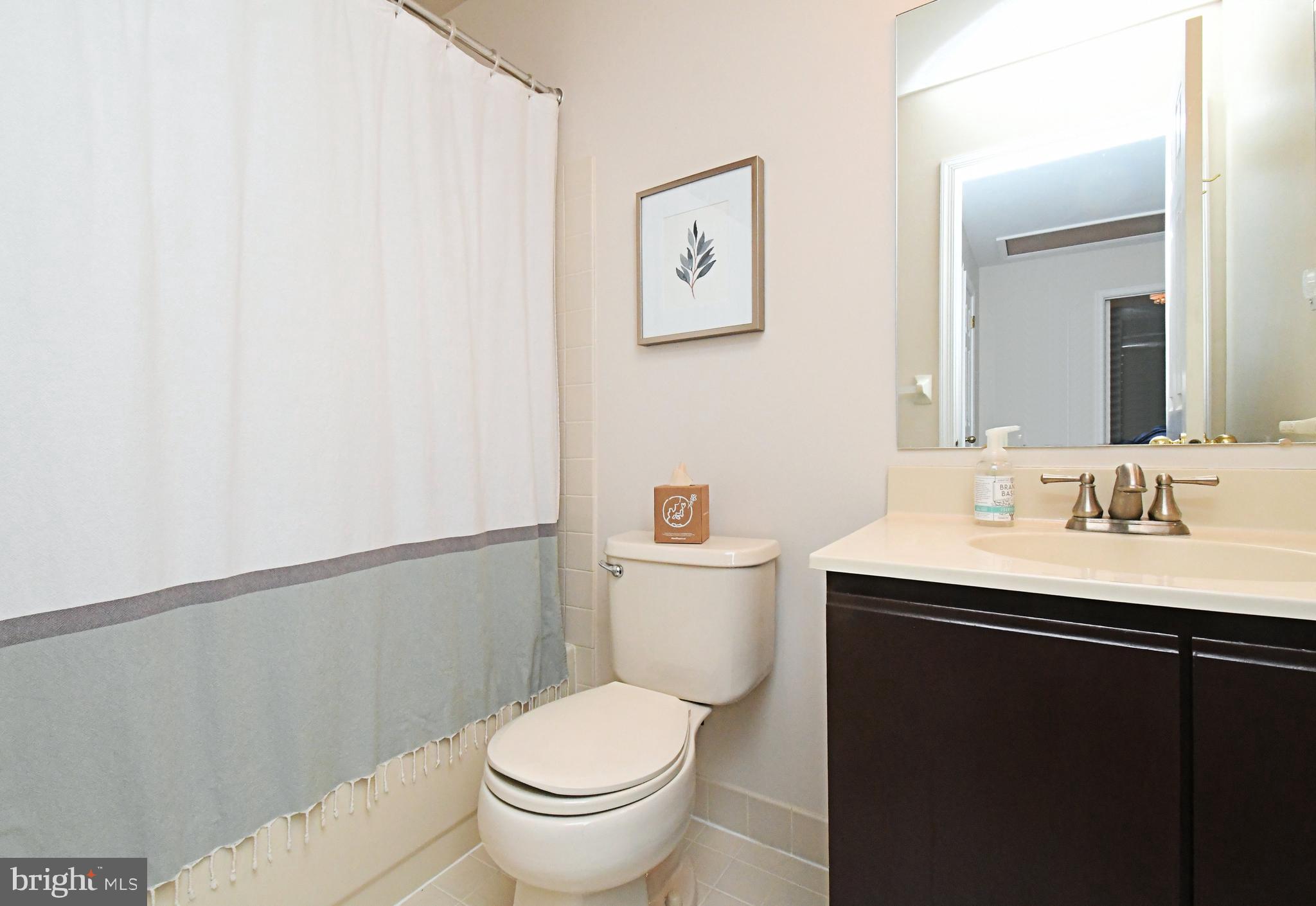 MONTGOMERY GREENE - Residential