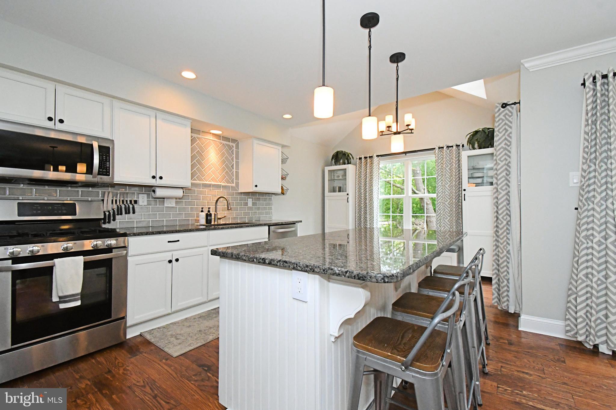 MONTGOMERY GREENE - Residential