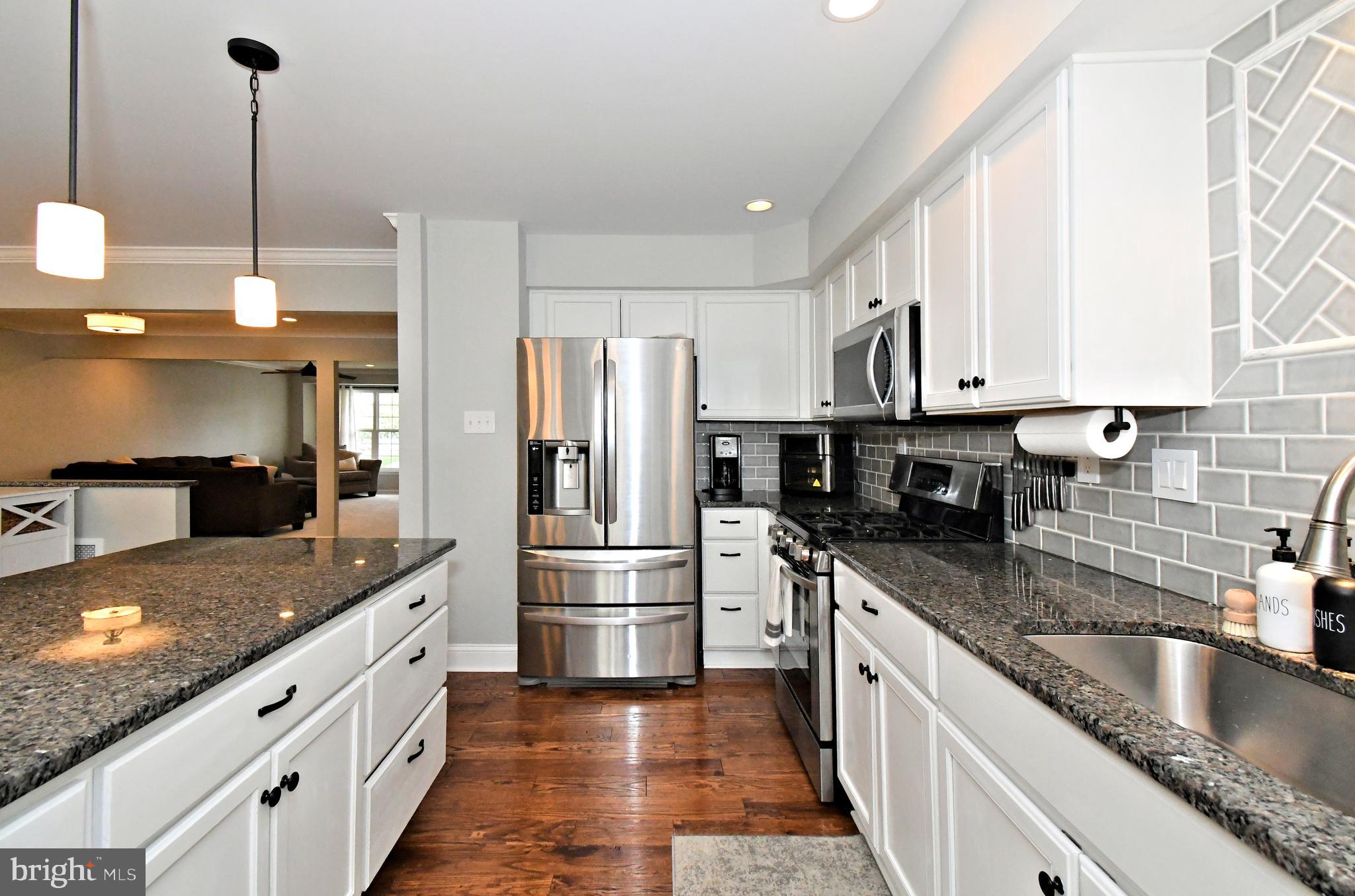 MONTGOMERY GREENE - Residential