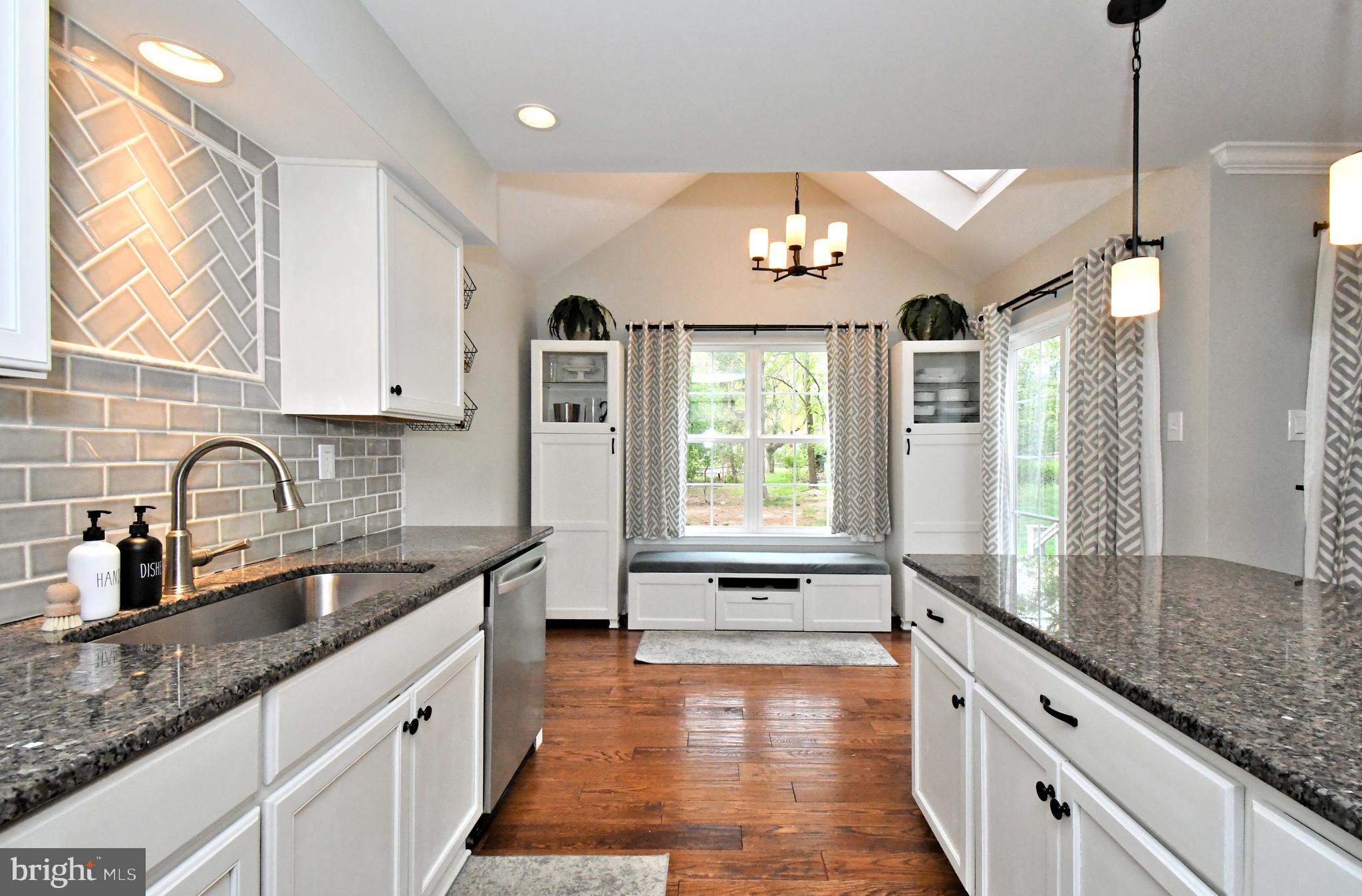 MONTGOMERY GREENE - Residential