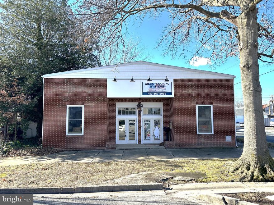 Unlock the potential of this beautiful open floor plan, perfectly suited for a variety of uses! Located in heart of Ridgely, this space offers versatility and a welcoming atmosphere to bring your vision to life. Whether you're starting a new venture or expanding an existing one, this space is ready for you! Ideal for: Office Space, Yoga Classes, Dance Studio, Creative Workshops, Educational Classes and/or Retail to showcase and sell your merchandise. Call today to schedule your showing.
