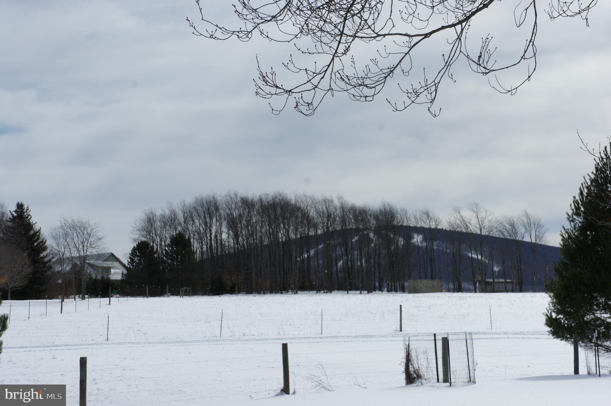 WINDWOOD FLY IN RESORT - Land