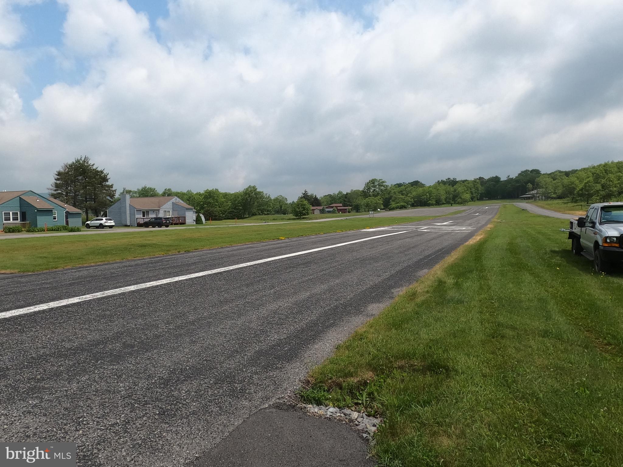 WINDWOOD FLY IN RESORT - Land